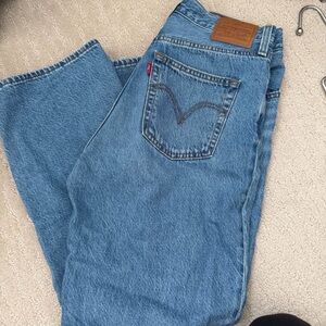 NWOT Levi’s Ribcage Straight Ankle Jeans